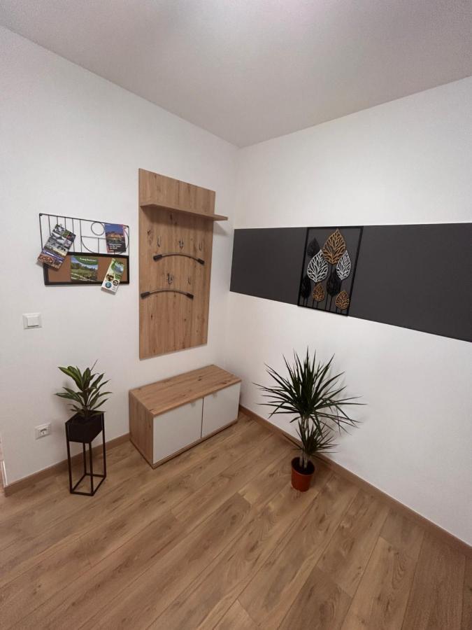 Apartmani Ana&Vesna Karlovac Exterior photo